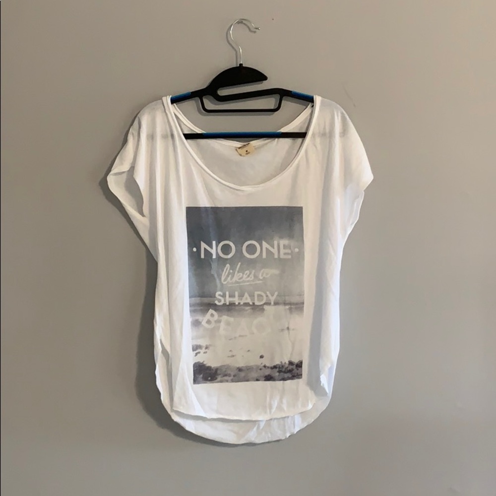 Hollister loose fitting, white, light blue, grey